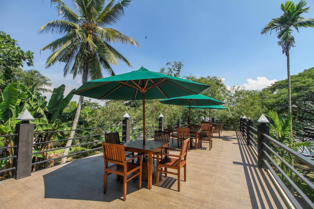 Oyo 471 Randiya Hotel Moratuwa Exterior foto